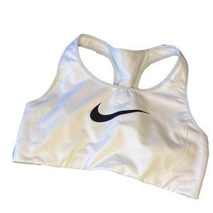Nike sports bra Size Medium